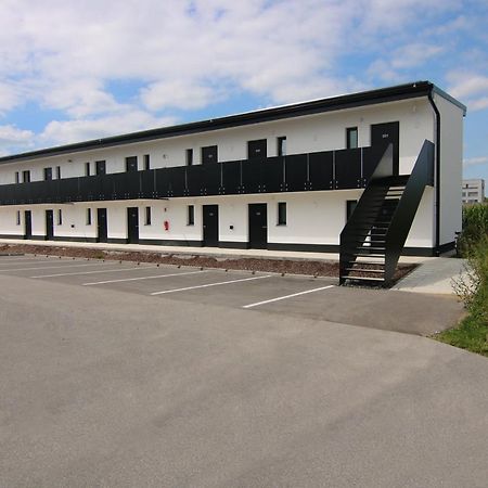 Kam Hotel By Wmm Hotels Stetten  Bagian luar foto